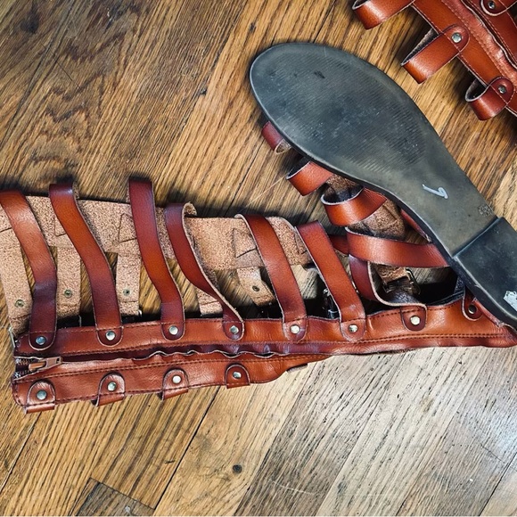 Madden Girl Penna Cognac Tall Gladiator Sandals – Size 9 - Picture 5 of 9